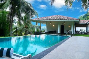 ageglobalgroup-manor-house-2359884_1920